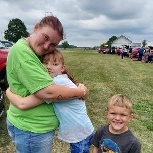 Meet your Posher, Kendra